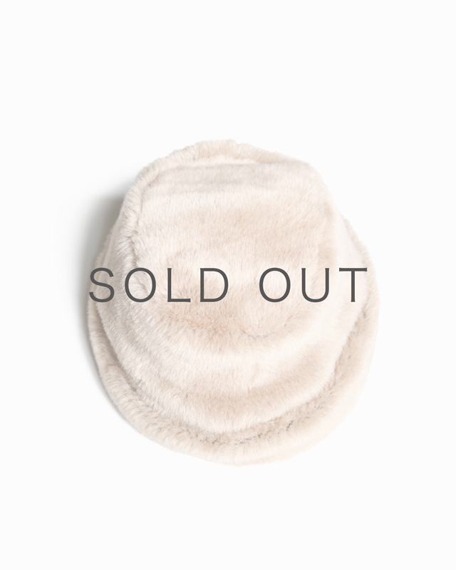 FUR CAP / LIGHT BEIGE｜COMESANDGOES