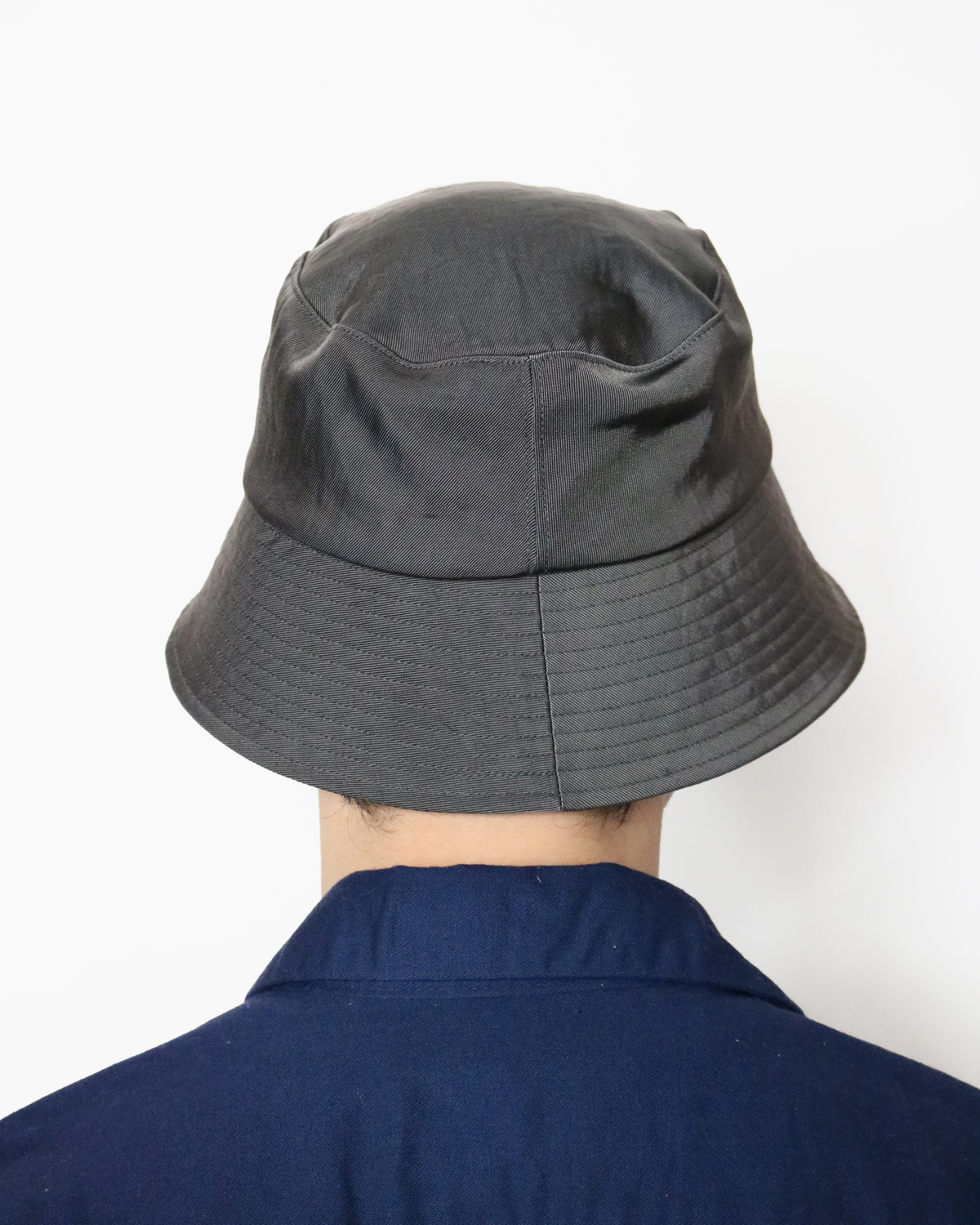 WATERPROOF NYLON BUCKET HAT - GREY｜COMESANDGOES