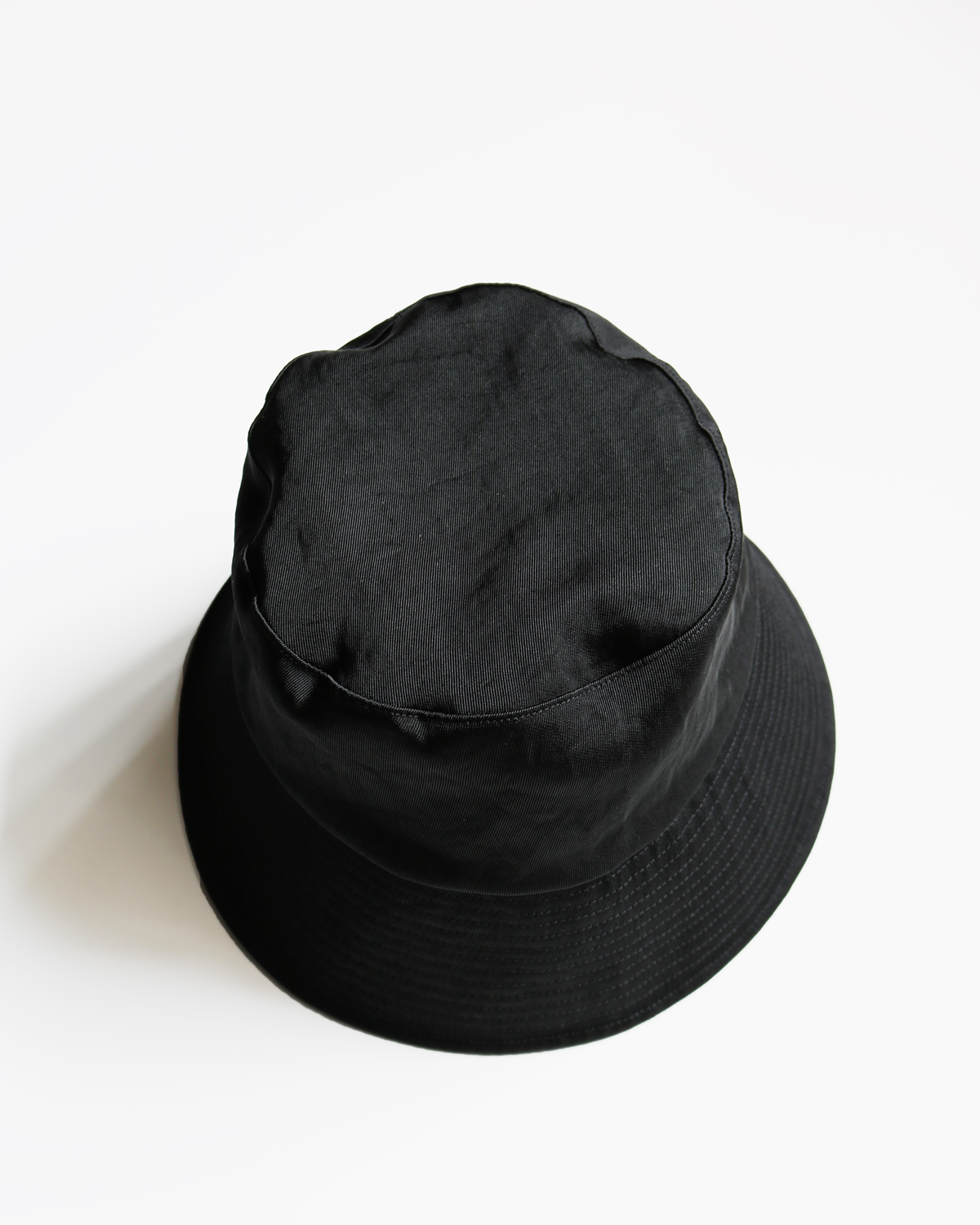 WATERPROOF NYLON BUCKET HAT - BLACK｜COMESANDGOES