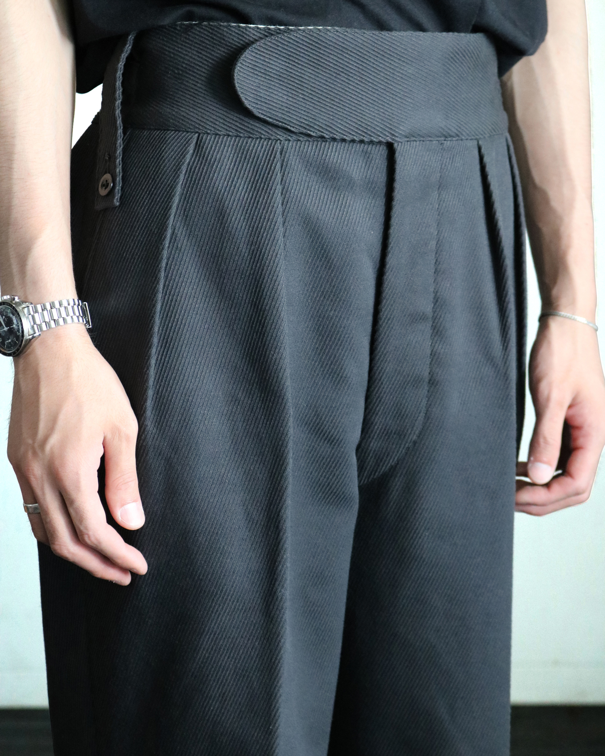 NEAT｜Cotton Kersey｜BELTLESS - Grey｜PRODUCT｜Continuer Inc