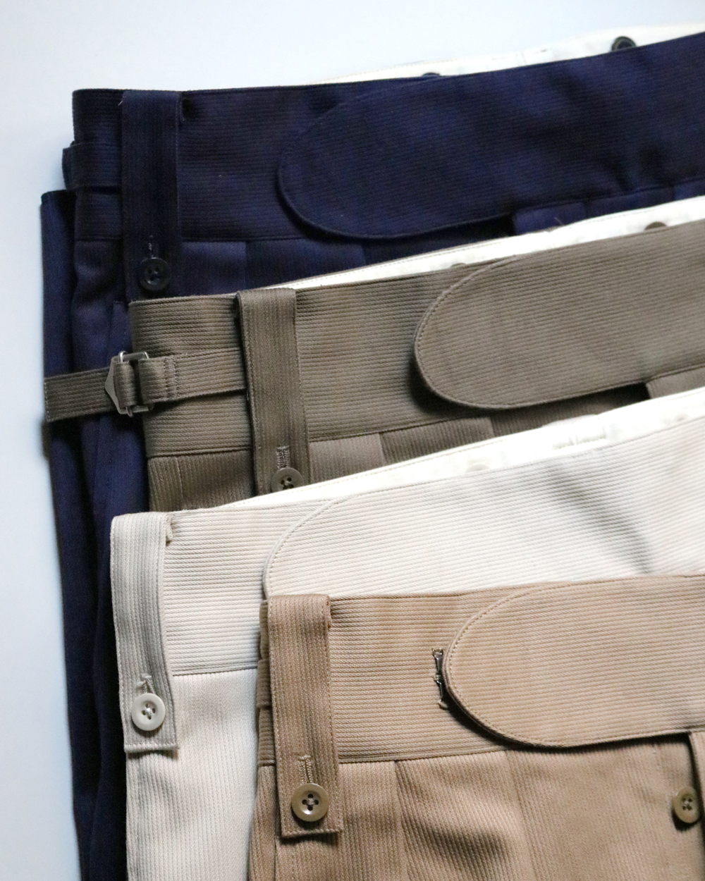 COTTON PIQUE｜BELTLESS - Khaki｜NEAT