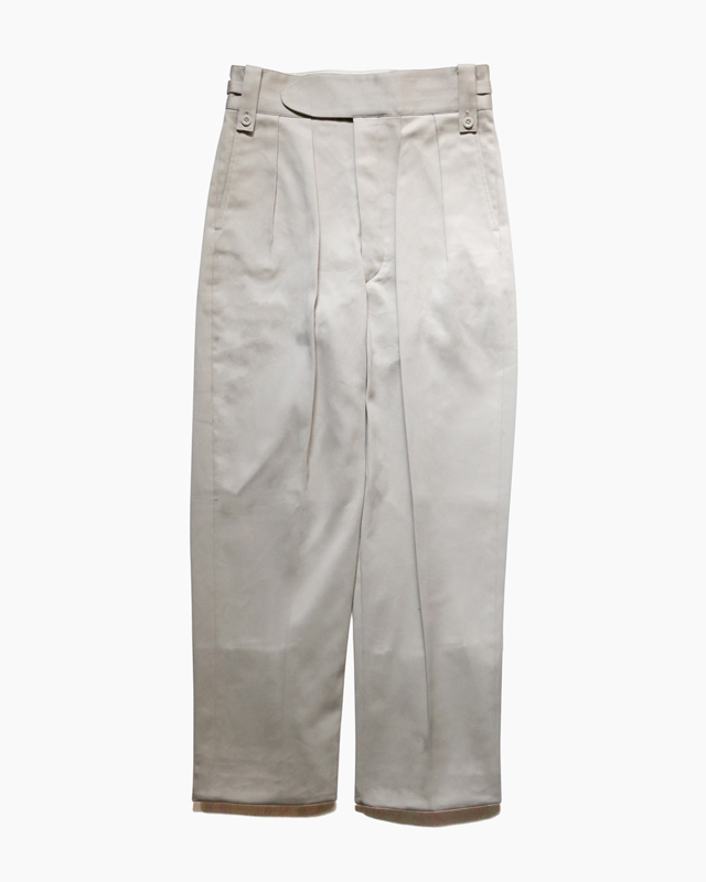 COTTON PIQUE｜BELTLESS – Ivory｜NEAT