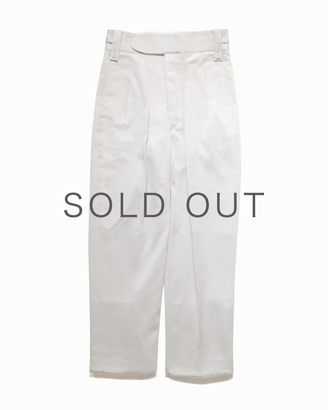 COTTON PIQUE｜BELTLESS – Ivory｜NEAT