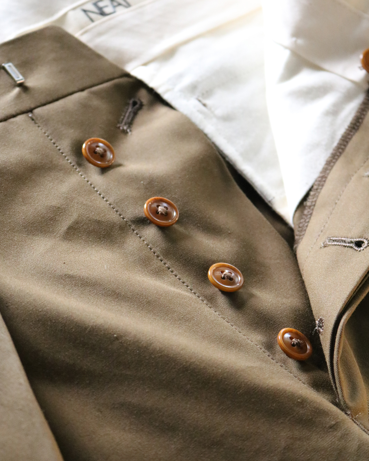 ENGLAND VENTILE｜TAPERED - Khaki｜NEAT