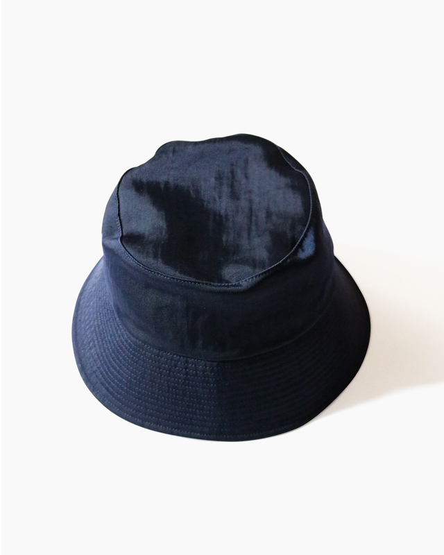 WATER PROOF NYLON BUCKET HAT – Navy｜COMESANDGOES