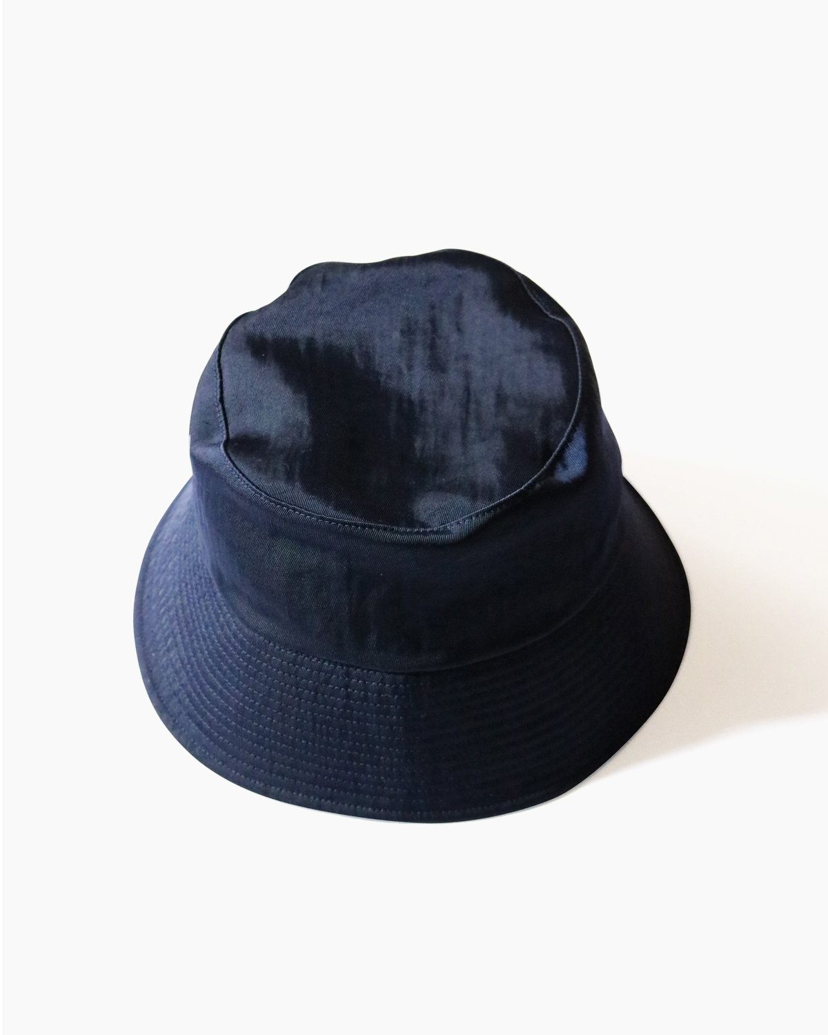 WATER PROOF NYLON BUCKET HAT - Navy｜COMESANDGOES