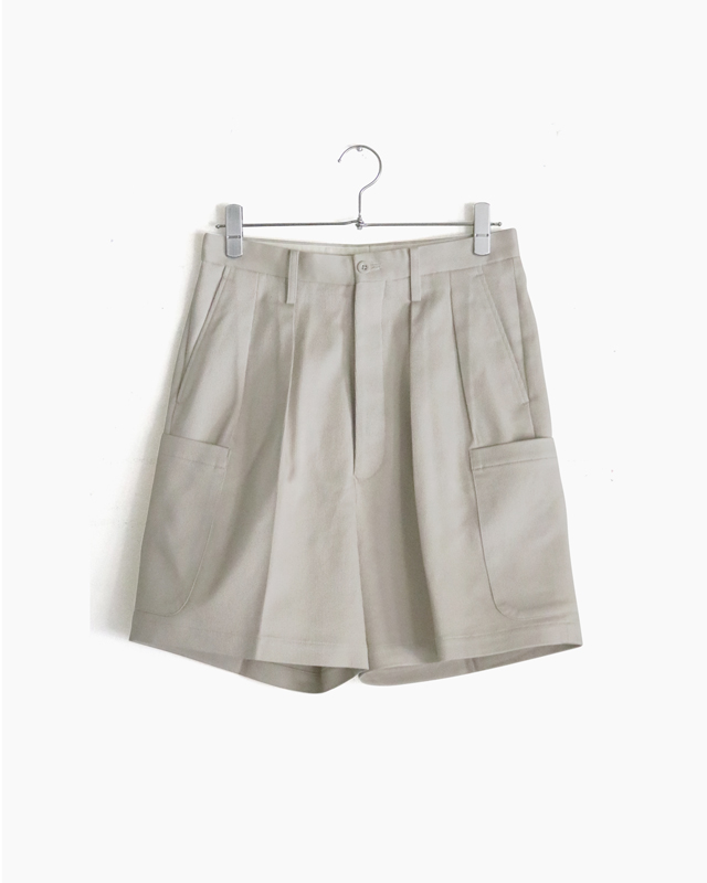 COTTON PIQUE｜SHORTS – Ivory｜NEAT