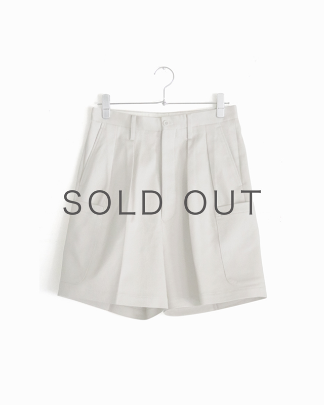 COTTON PIQUE｜SHORTS – Ivory｜NEAT