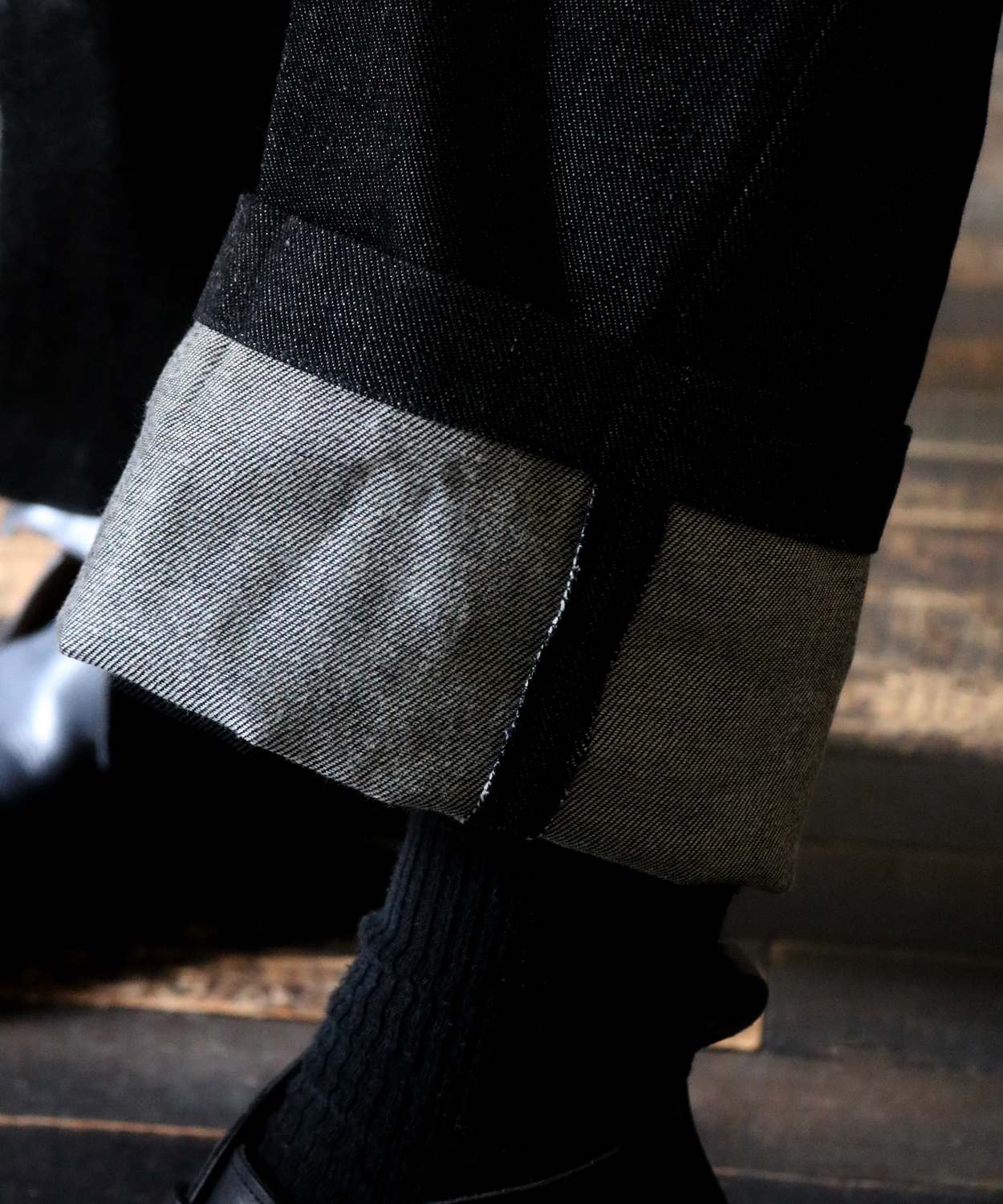NEAT|NEAT for Continuer Extra Space|CONE DENIM|TONI - Black