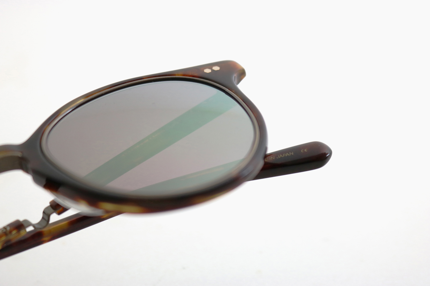 MARMONT S - MAPLE ANTIQUE GOLD｜Mr. Leight