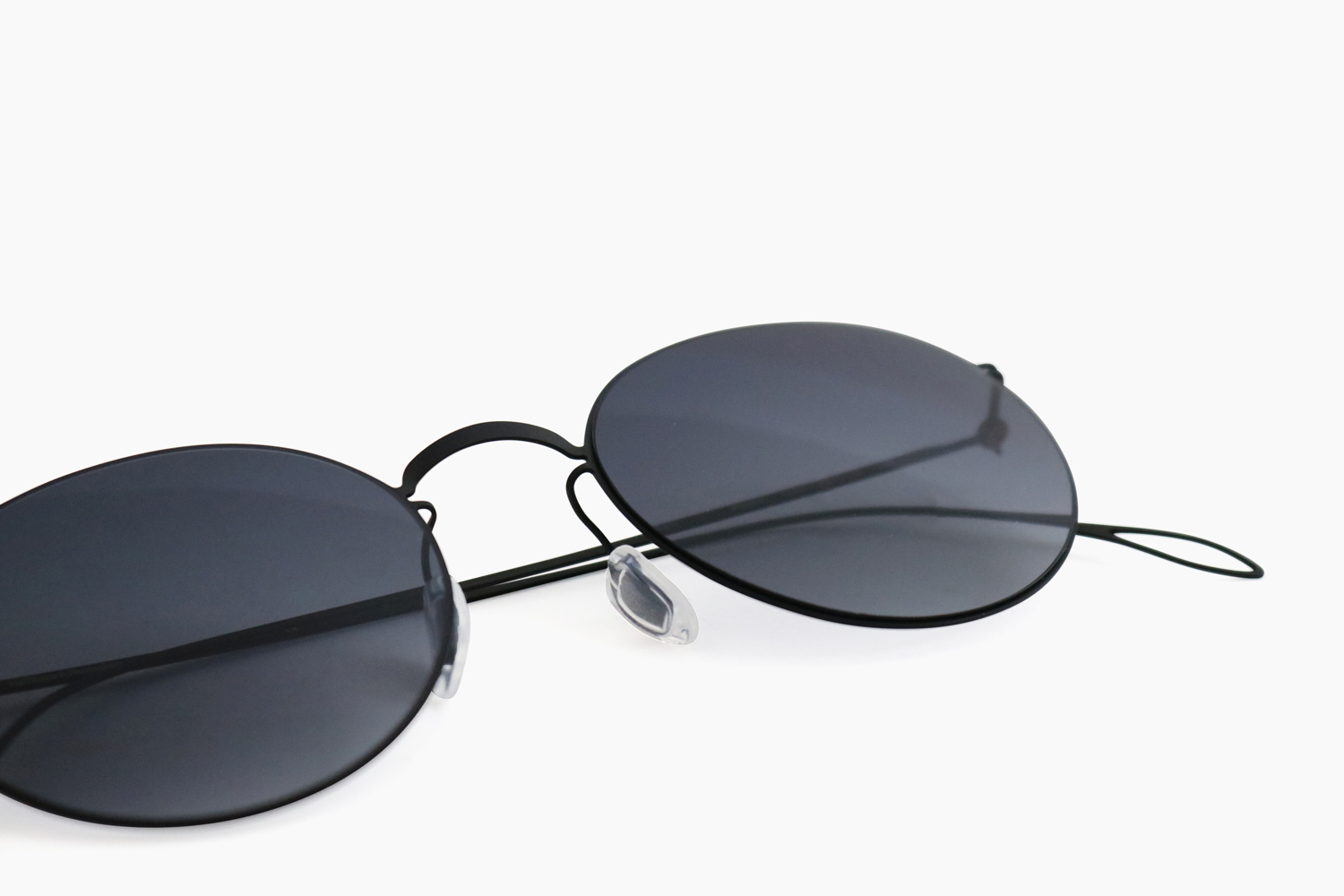 Playfair SG - 002｜HAFFMANS & NEUMEISTER