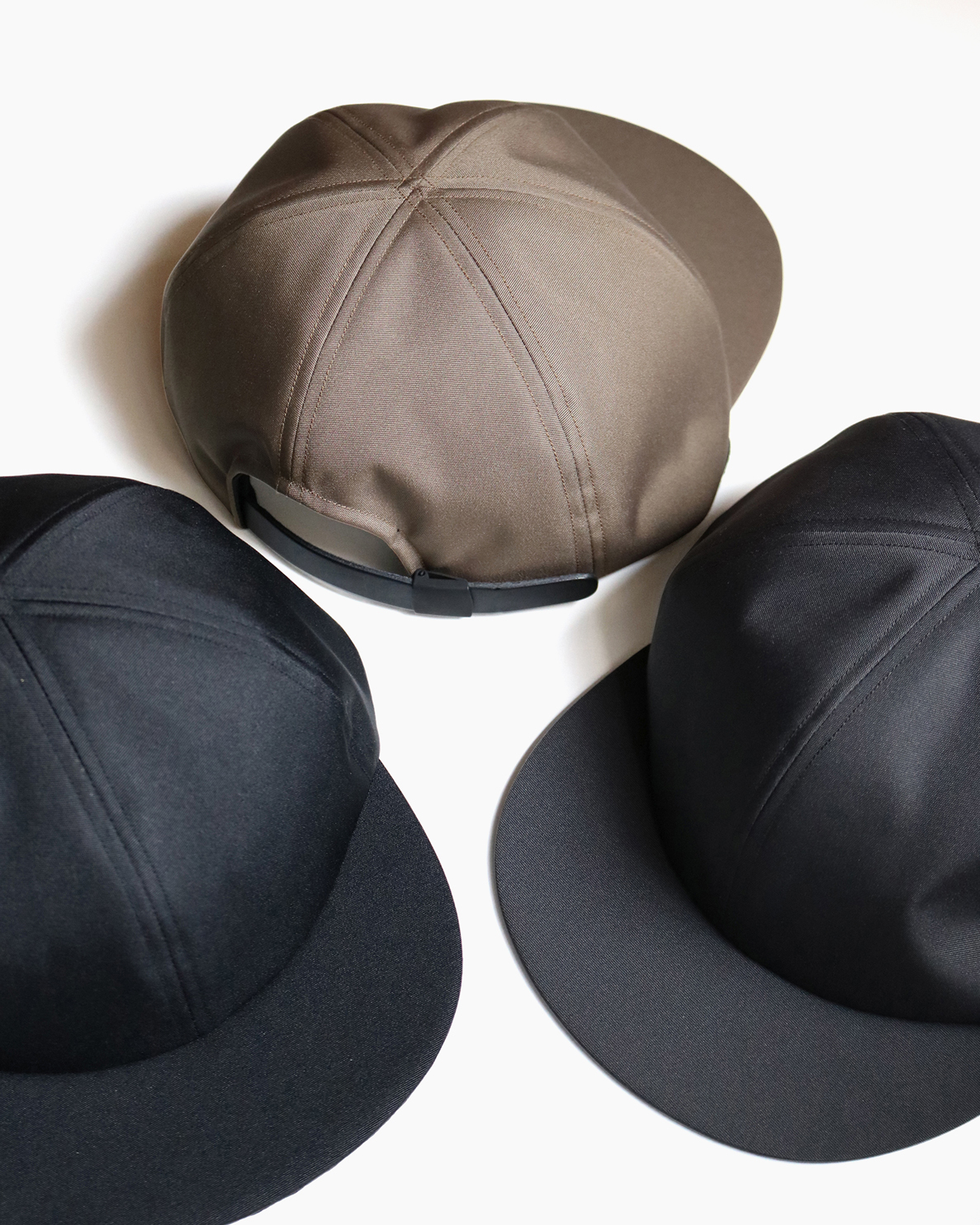 CORDURA LITTLE BRIM CAP - Beige｜COMESANDGOES