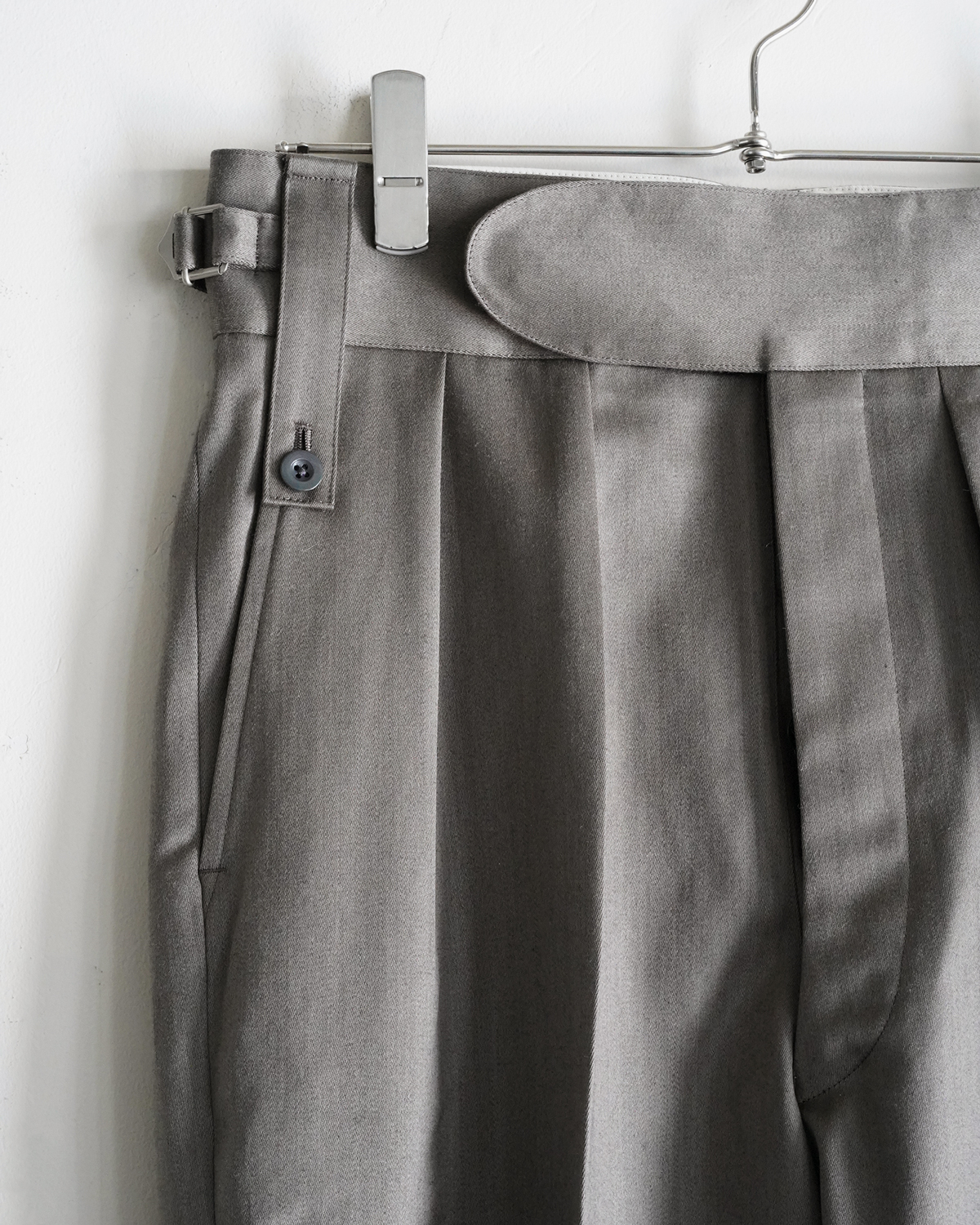 MOON SPORTING HERITAGE GABARDINE TWILL｜BELTLESS - Gray｜NEAT