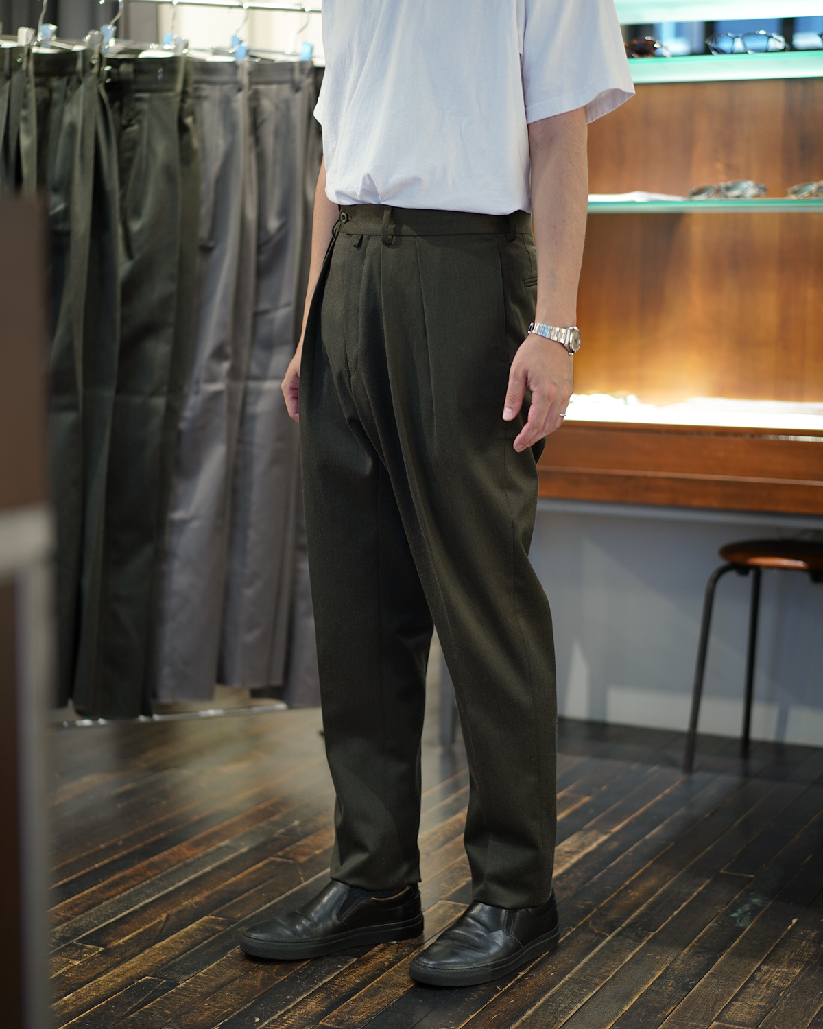 MOON SPORTING HERITAGE GABARDINE TWILL｜TAPERED - Olive｜NEAT