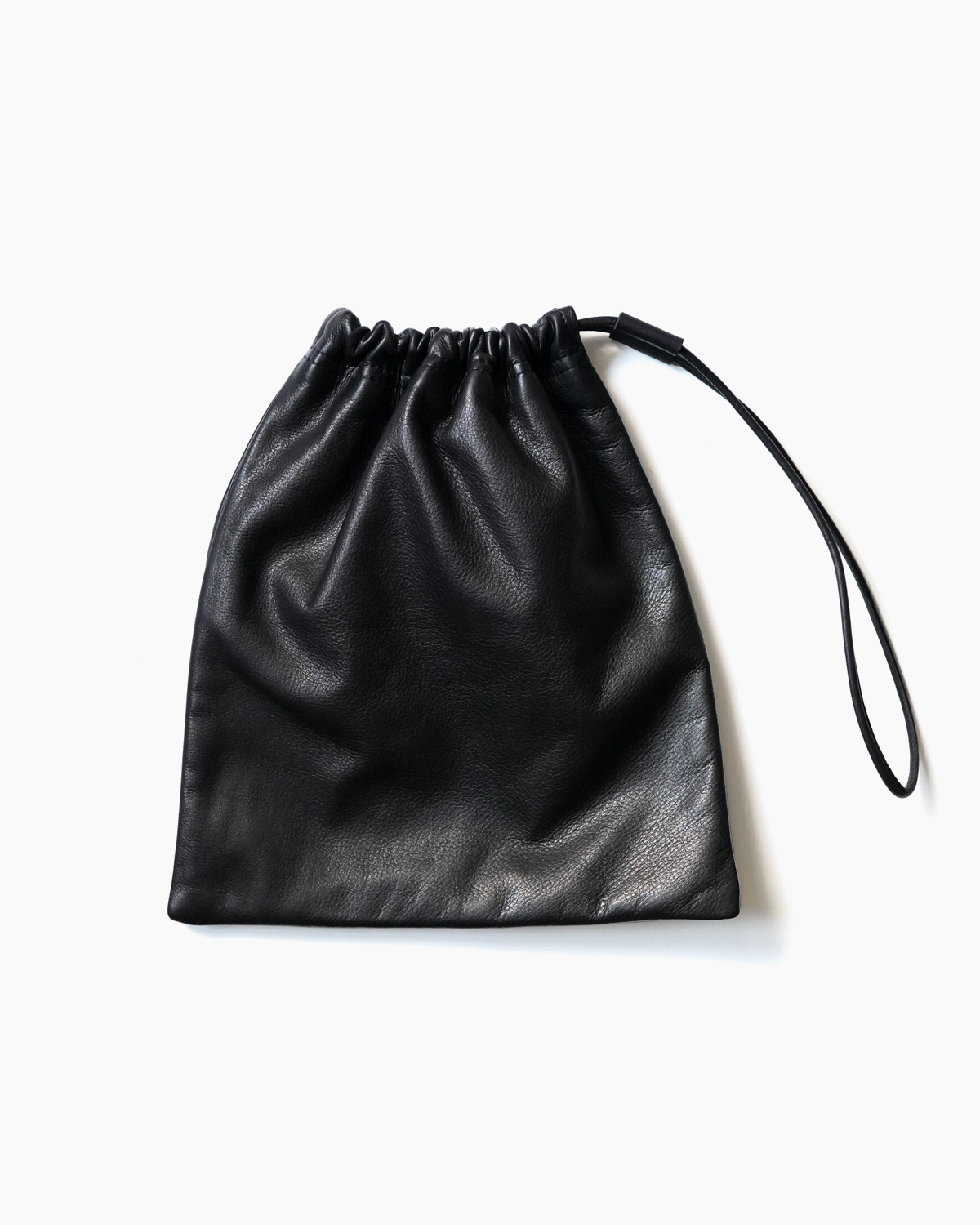 COW LEATHER DRAWSTRING BAG ＜SMALL＞ - Black｜COMESANDGOES