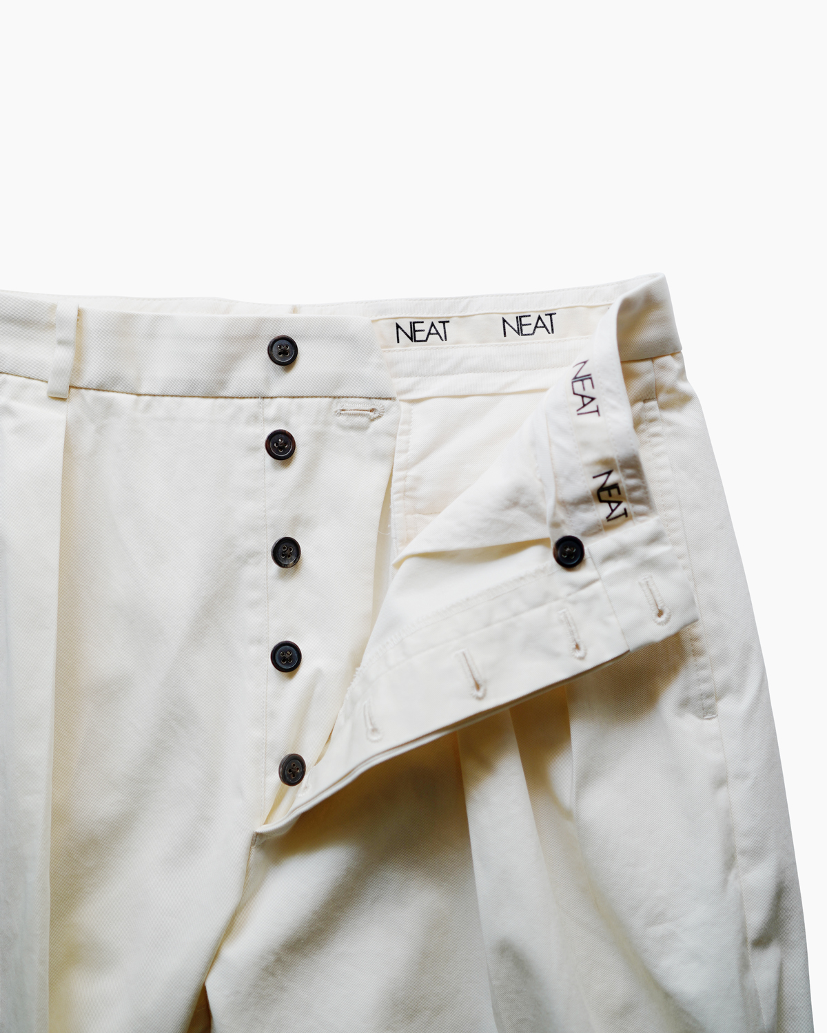 NEAT Chino - Ivory｜NEAT