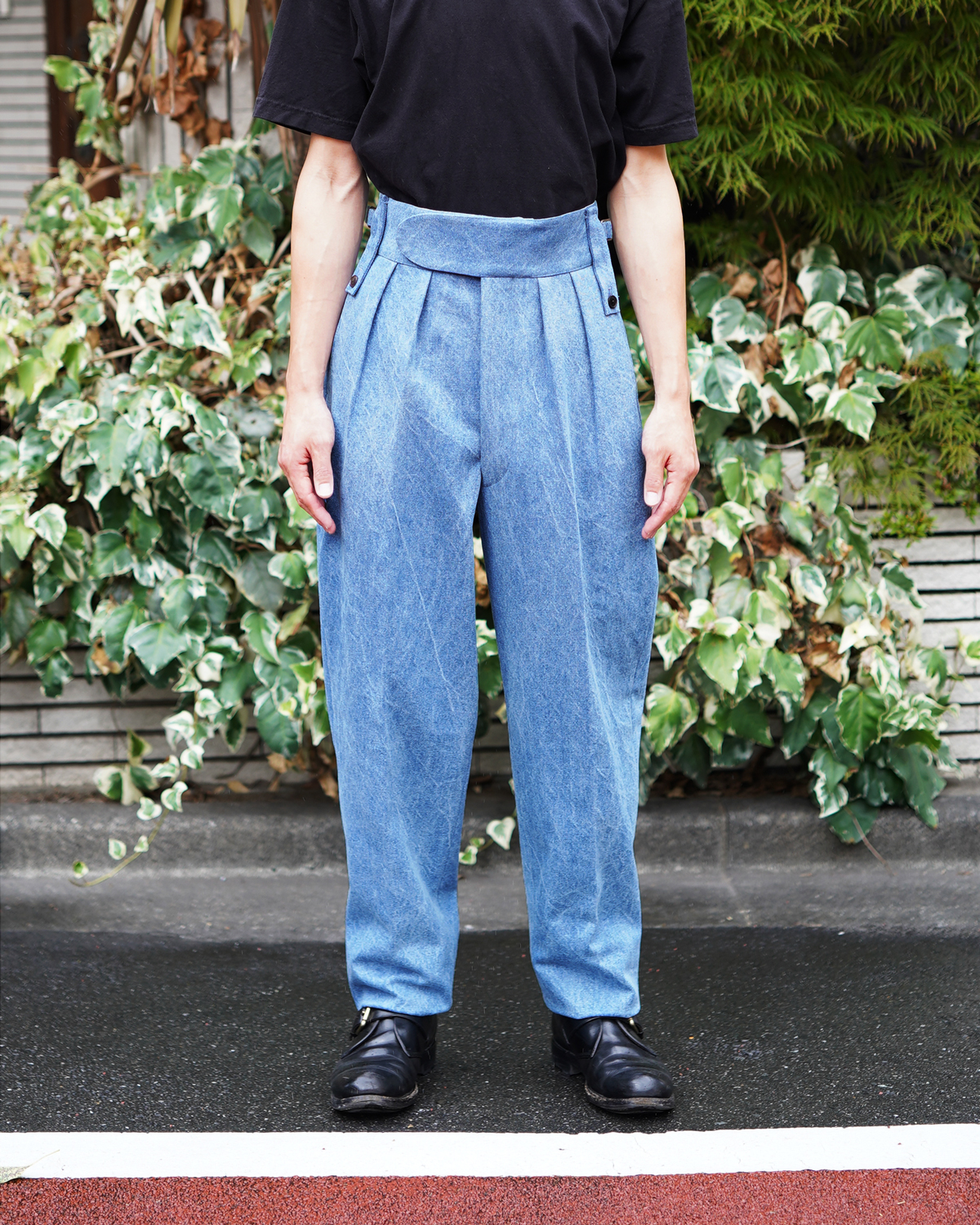 BLEACH WASH DENIM - BELTLESS - Blue｜NEAT