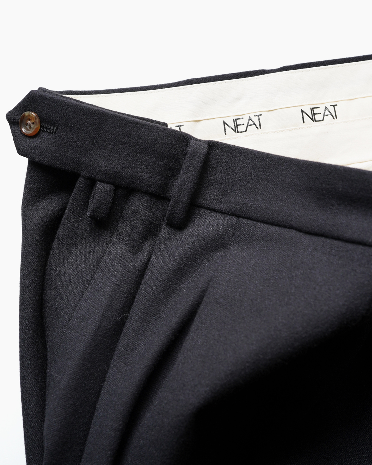 FAKE FLANO｜TAPERED - Black｜NEAT