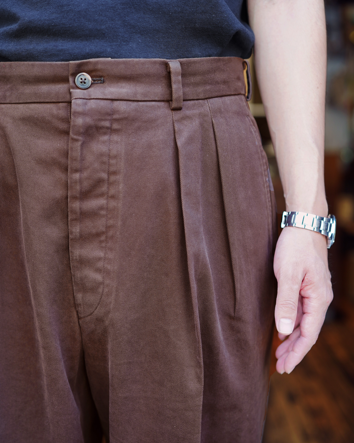 DRILL TWILL｜NEAT Chino - Brown｜NEAT