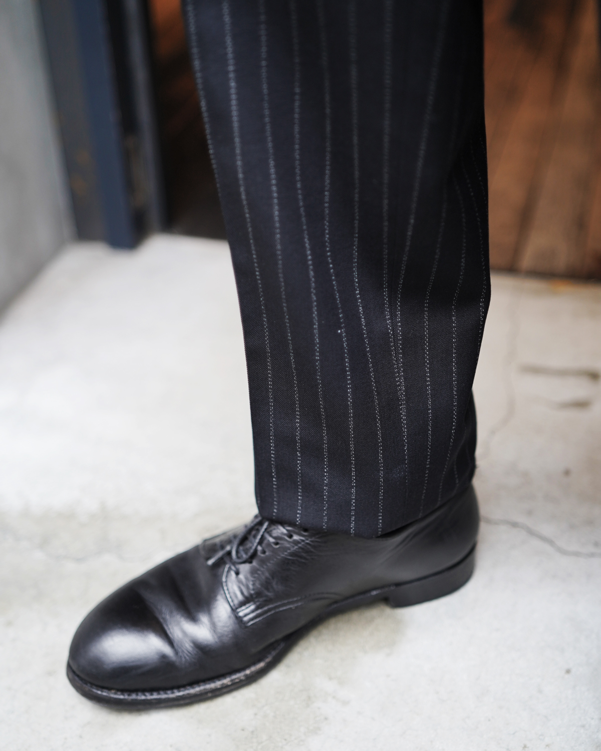 DOUBLE CHALK STRIPE｜TONI - Black｜NEAT