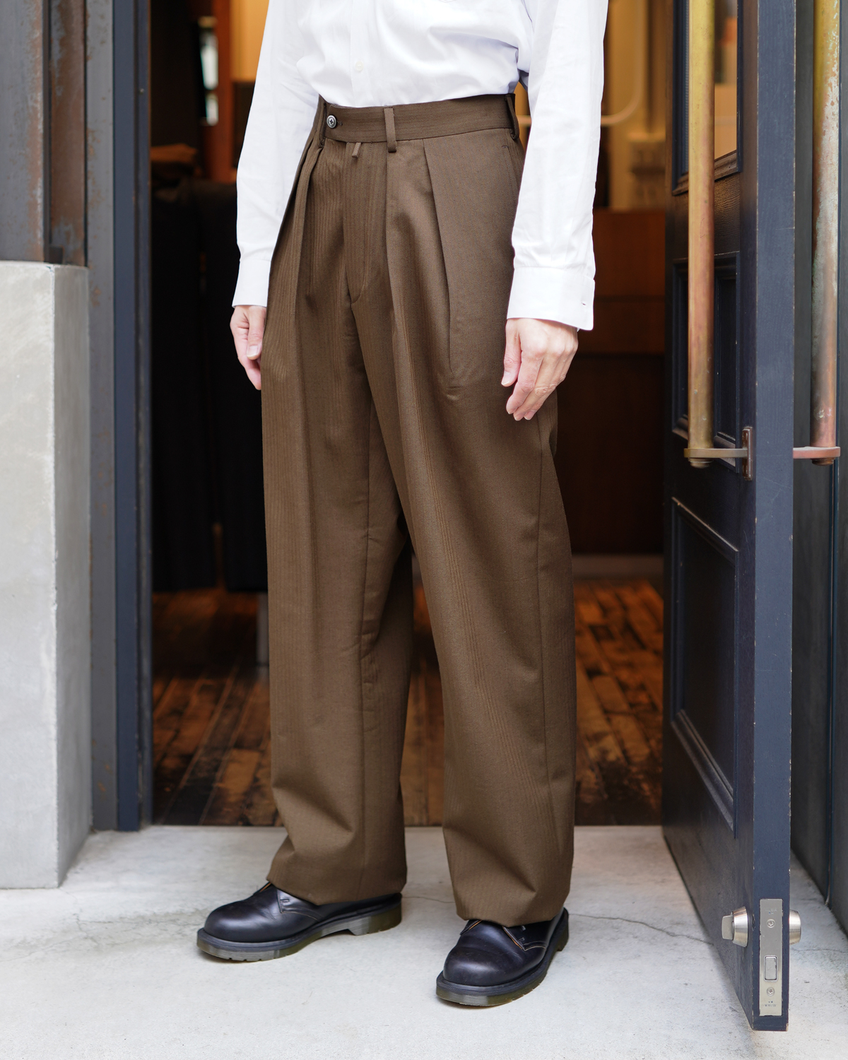UNFINISHED WOOL HERRINGBONE｜WIDE - Khaki｜NEAT