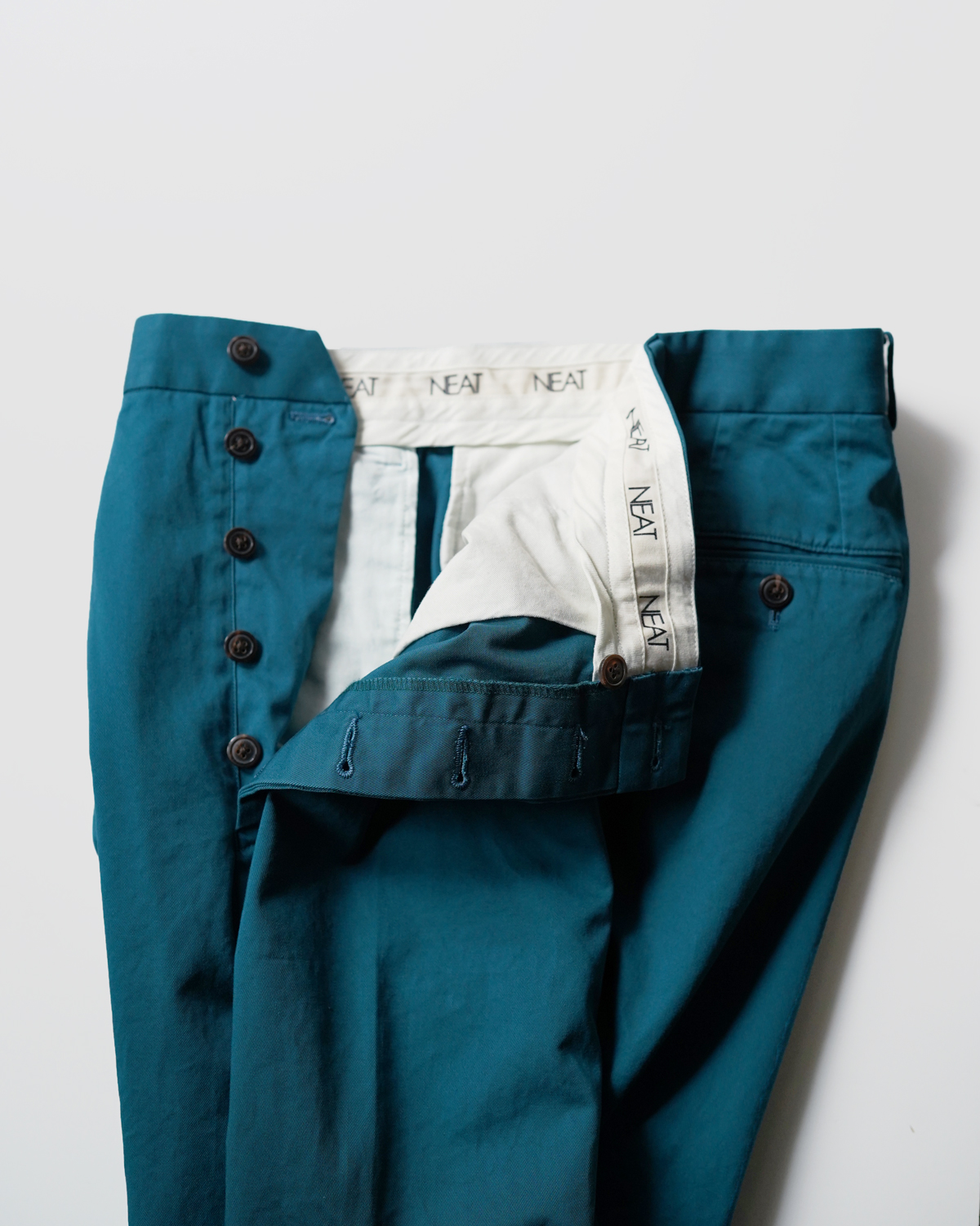 NEAT Chino - Blue Green｜NEAT