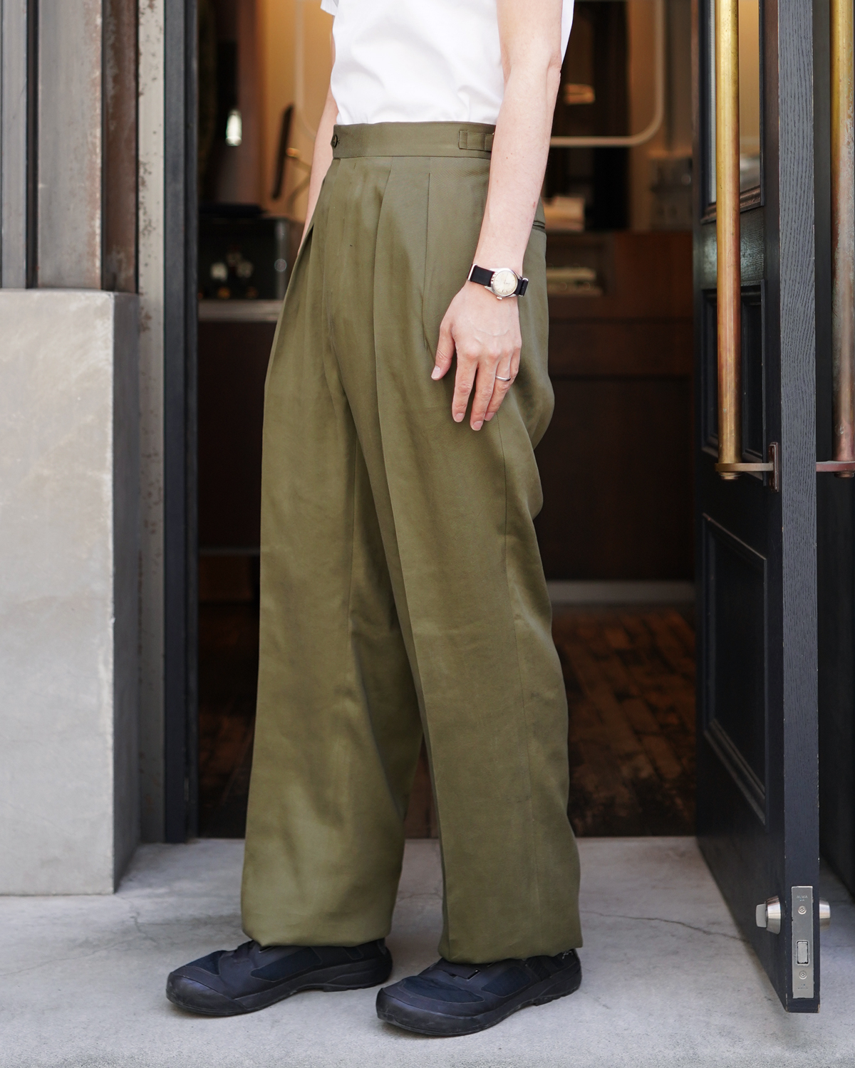 LYOCELL CHINO｜WIDE TYPE Ⅱ - Olive｜NEAT