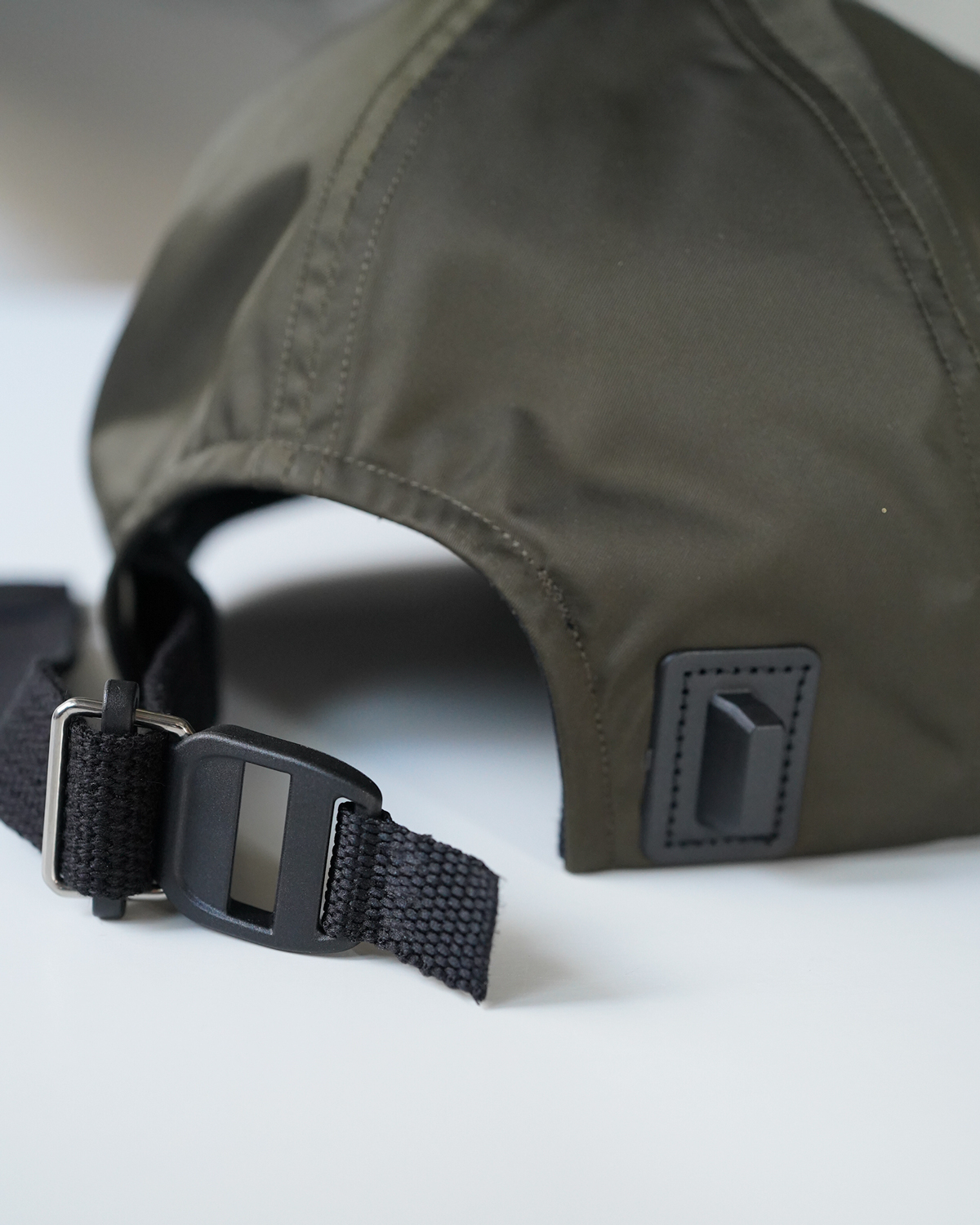 DICROS CAP - Olive｜COMESANDGOES