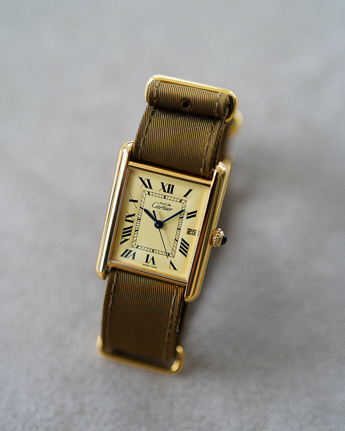 Cartier｜must de Cartier TANK LL｜Ivory Roman Dial｜Date - 90's + CES NATO LIMONTA BAND 18mm OLV/GD｜Cartier (Vintage Watch)