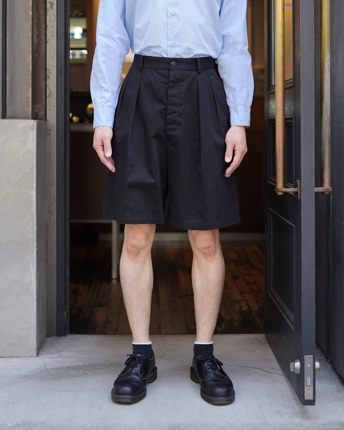 NEAT｜NEAT Chino Shorts - Black｜PRODUCT｜Continuer Inc.｜メガネ・サングラス｜Select Shop