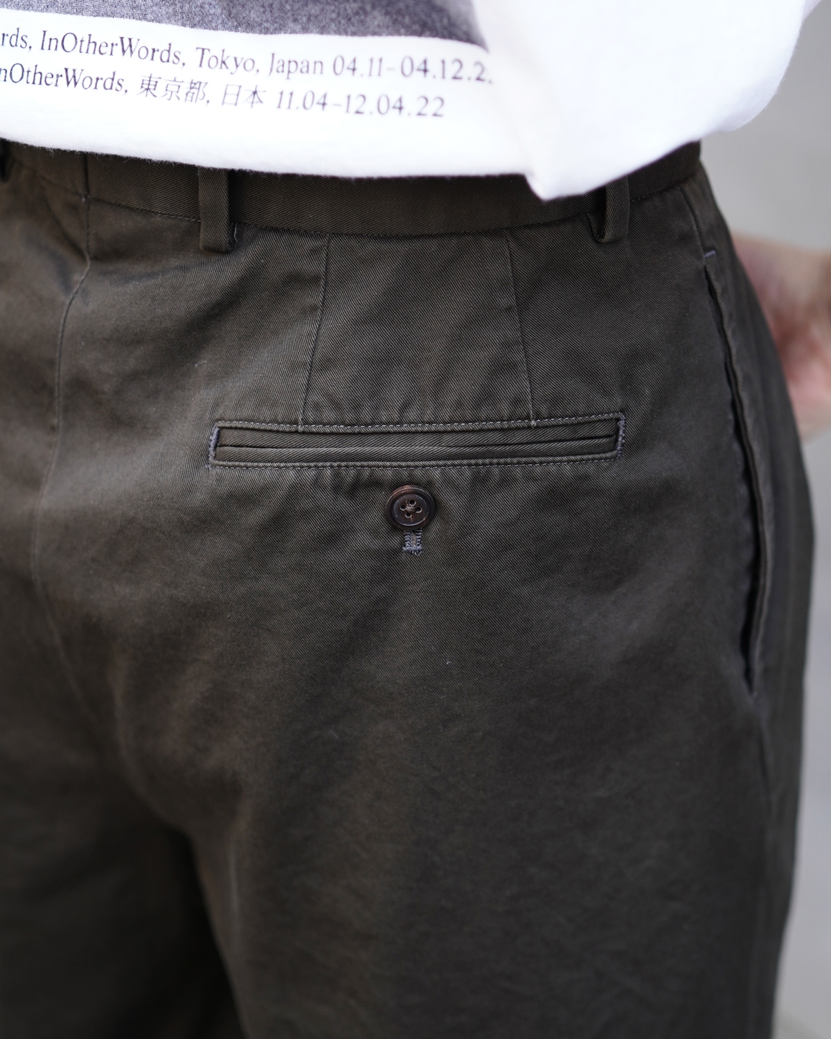 NEAT Chino Shorts - Dark Olive｜NEAT