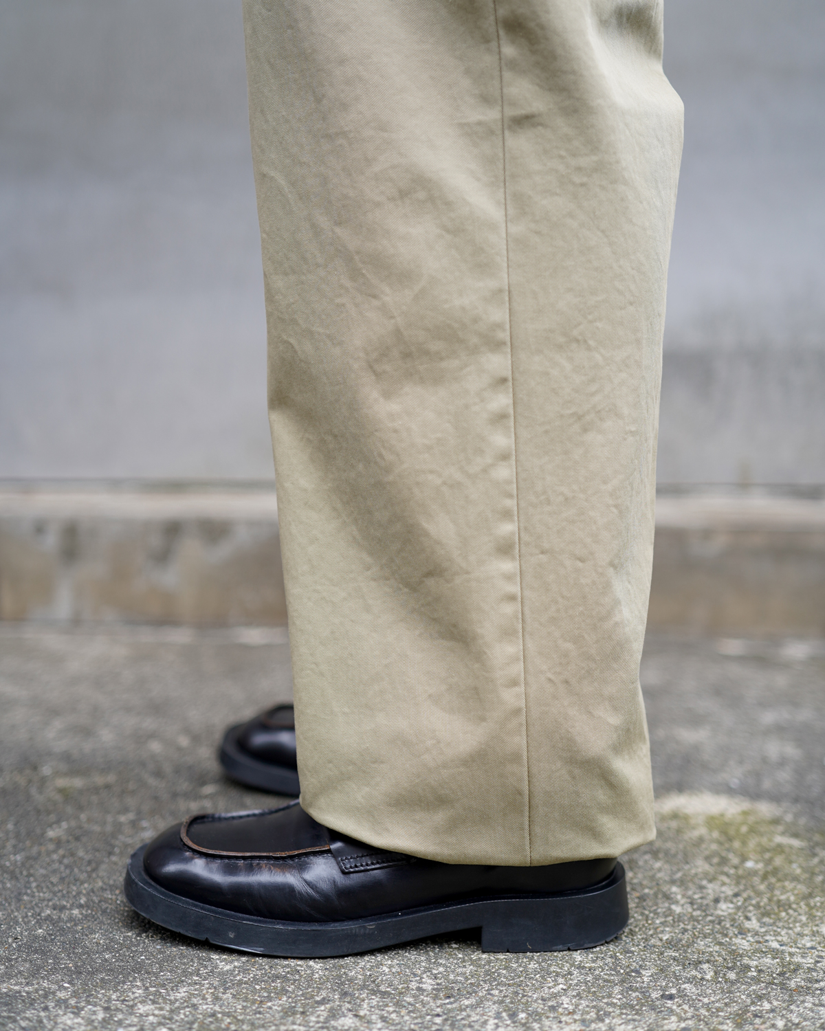 NEAT Chino - Beige｜NEAT