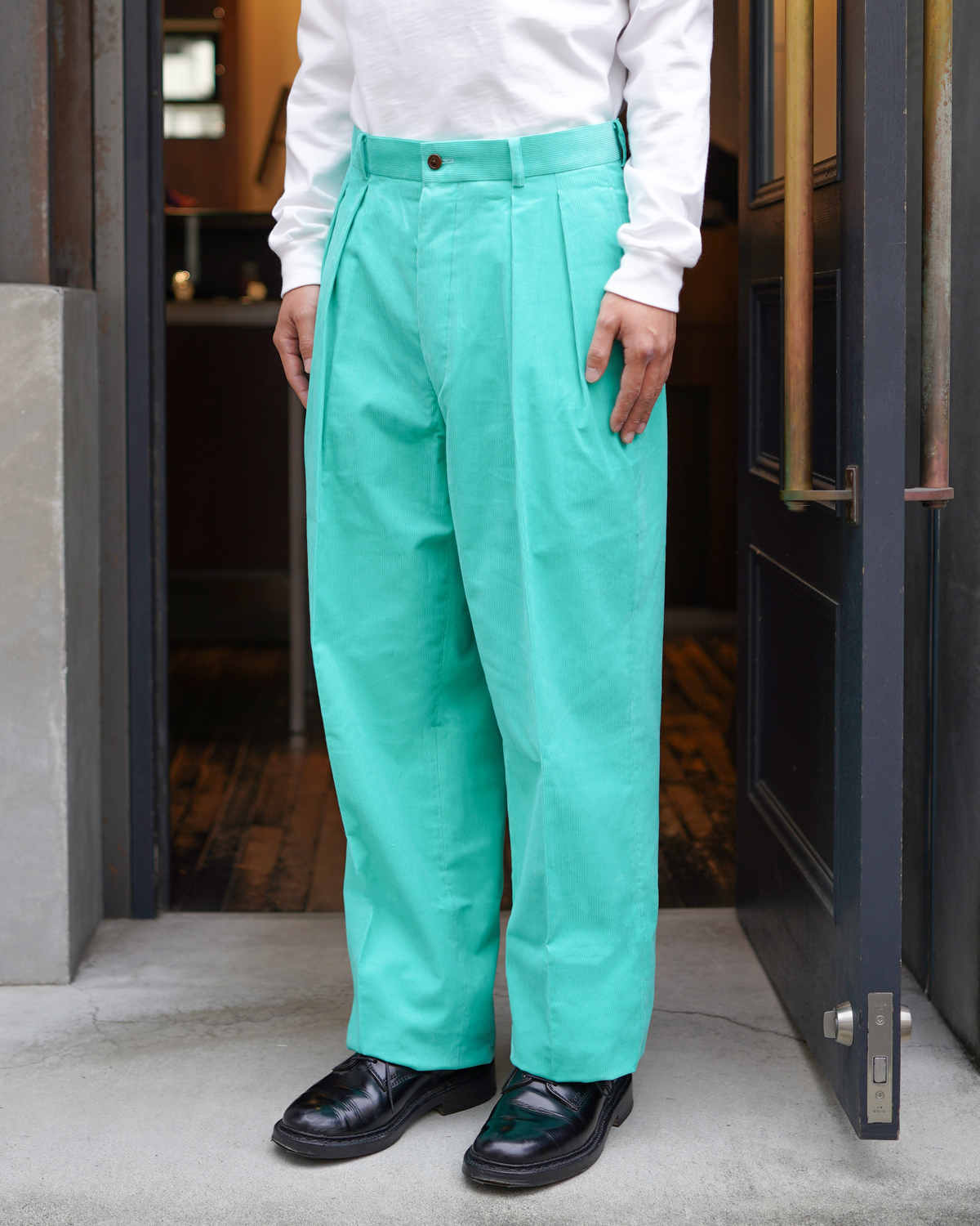 PONTOGLIO CORDUROY｜NEAT Chino - Mint Green｜NEAT