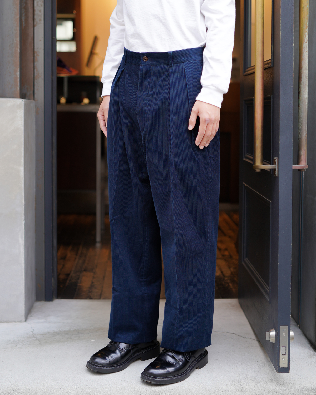 PONTOGLIO CORDUROY｜NEAT Chino - Navy｜NEAT