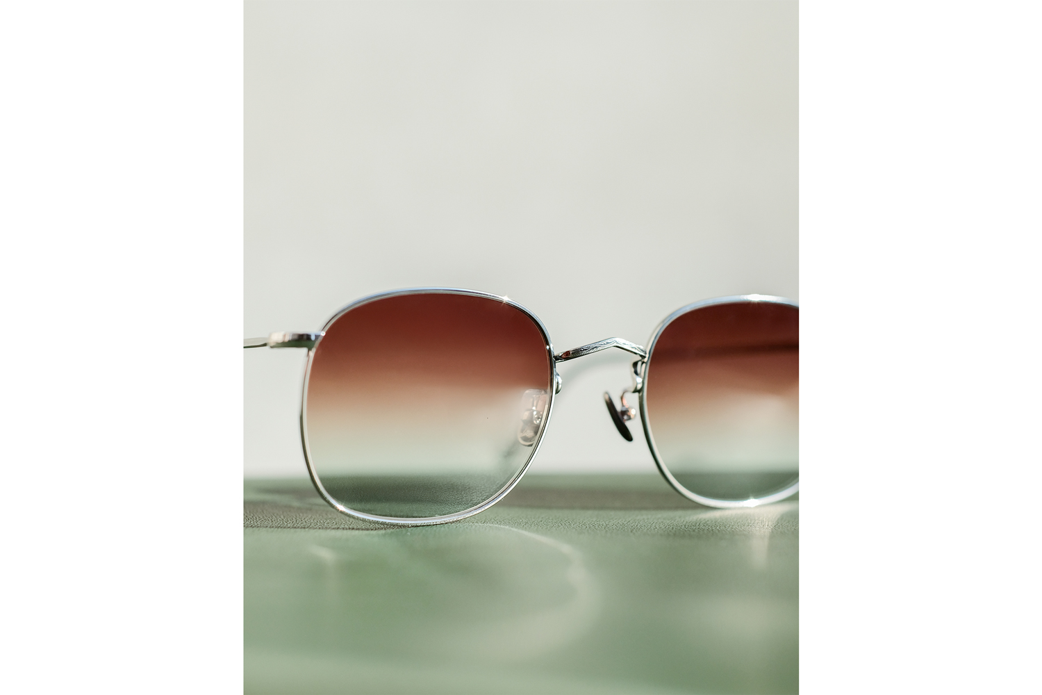 OLVER GOLDSMITH for Continuer｜SANTA SUN - Titania｜OLIVER GOLDSMITH