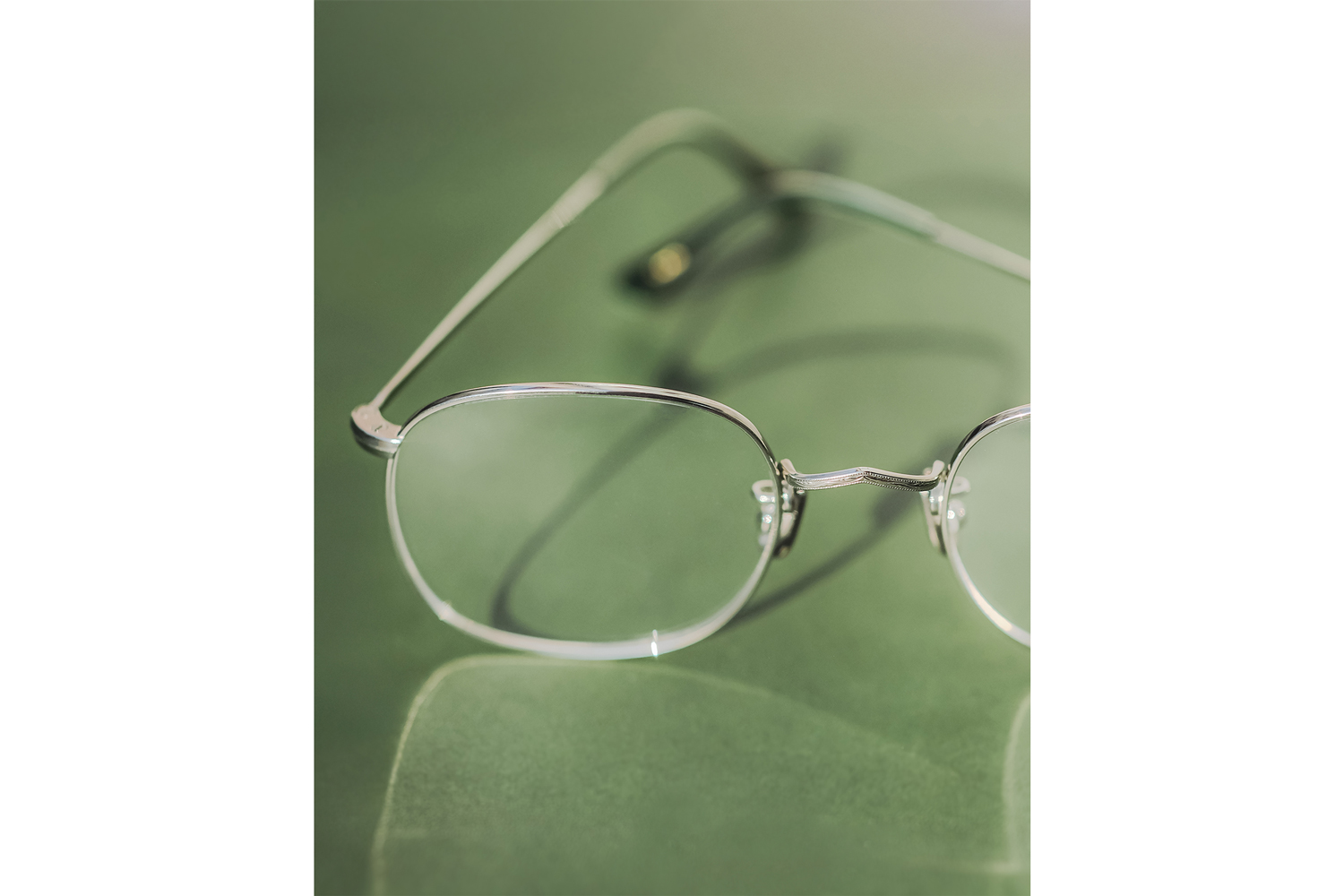 OLVER GOLDSMITH for Continuer｜SANTA - Titania｜OLIVER GOLDSMITH