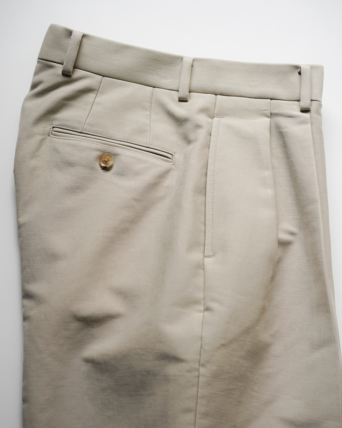 SUPER NEAT Chino - Ivory〈10th Anniversary Model〉｜NEAT