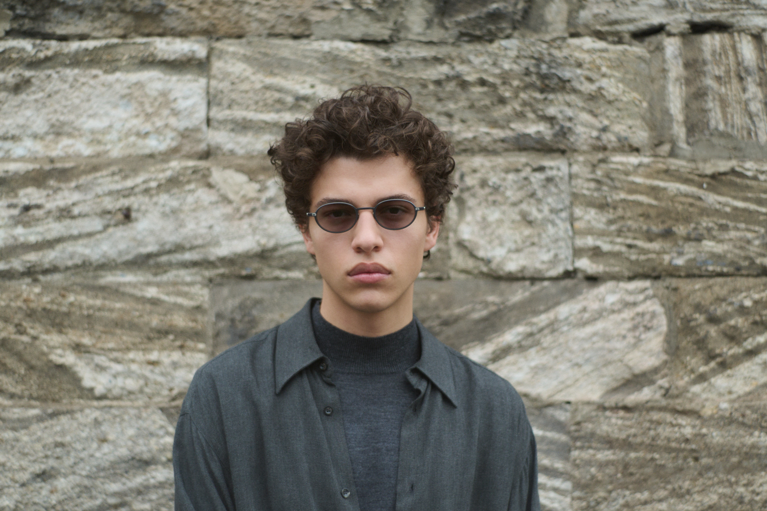 10eyevan_(10アイヴァン)_no.9_103S-Exclusive_メガネ-サングラス_モデル着用カット